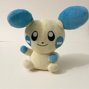Vtg 2004 Minun Pokemon Banpresto Plush Stuffed Toy Doll